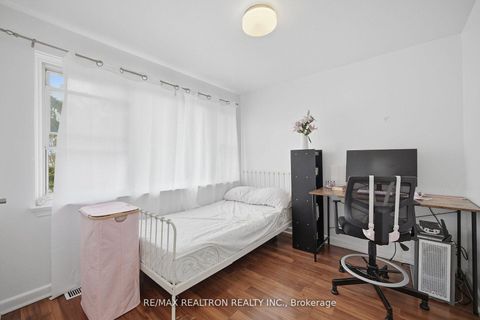 Photo 21 at 87 Overture Road, West Hill, Toronto