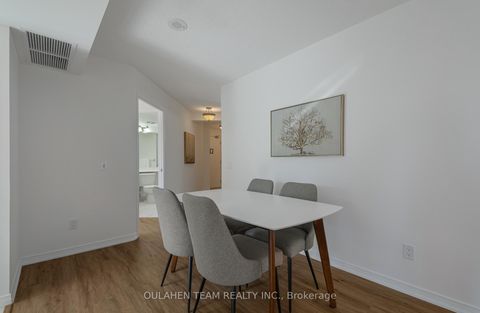 Photo 2 at 915 - 155 Beecroft Road, Westgate, Toronto
