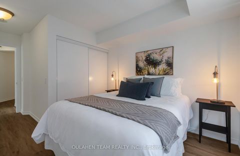 Photo 16 at 915 - 155 Beecroft Road, Westgate, Toronto