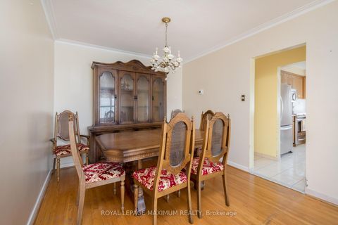 Photo 9 at 44 Fallingdale Crescent, York University Heights, Toronto