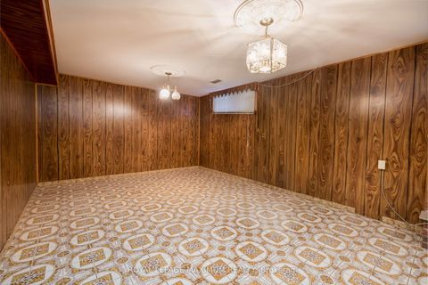 Photo 18 at 44 Fallingdale Crescent, York University Heights, Toronto