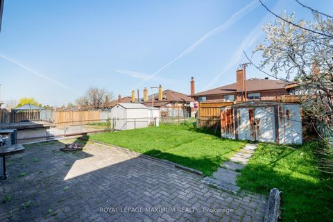Photo 26 at 44 Fallingdale Crescent, York University Heights, Toronto
