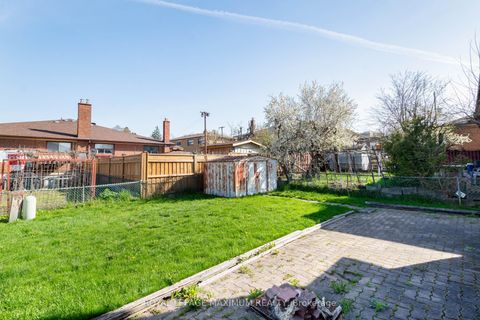 Photo 29 at 44 Fallingdale Crescent, York University Heights, Toronto