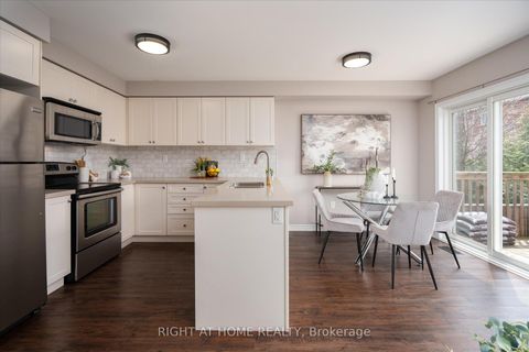 Photo 8 at 40 Markham Trail, Bowmanville, Clarington