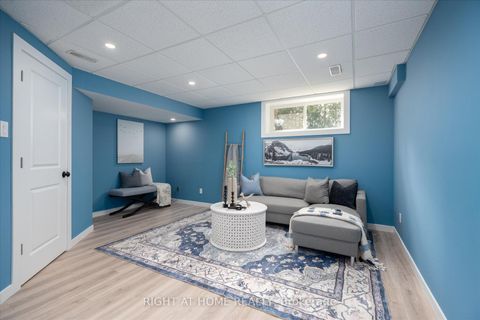 Photo 21 at 40 Markham Trail, Bowmanville, Clarington