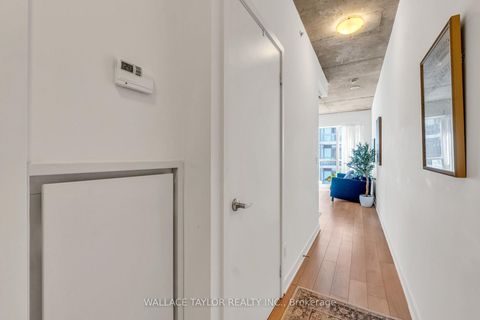 Photo 5 at 1702 - 210 Simcoe Street, Chinatown, Toronto