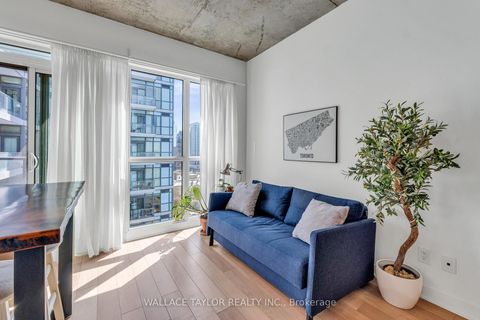 Photo 15 at 1702 - 210 Simcoe Street, Chinatown, Toronto