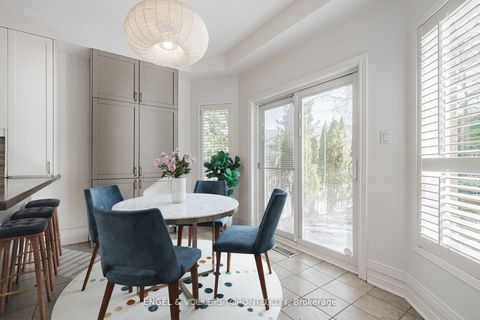 Photo 5 at 130 Old Colony Road, Oak Ridges Lake Wilcox, Richmond Hill