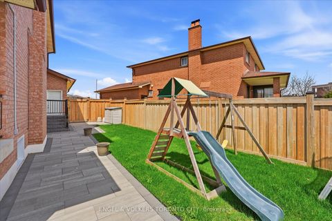 Photo 4 at 90 Gardner Place, Maple, Vaughan