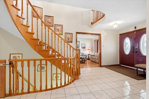 Photo 16 at 90 Gardner Place, Maple, Vaughan