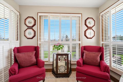 Photo 22 at 90 Gardner Place, Maple, Vaughan