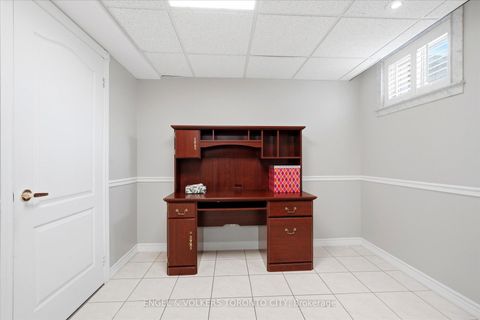 Photo 48 at 90 Gardner Place, Maple, Vaughan