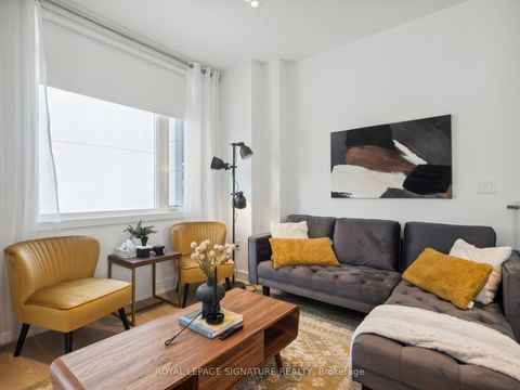 Photo 13 at 1 Flax Field Lane, Willowdale West, Toronto