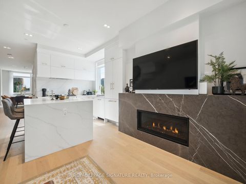 Photo 14 at 1 Flax Field Lane, Willowdale West, Toronto