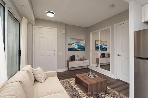 Photo 5 at 79 - 9 Windermere Avenue, Swansea, Toronto
