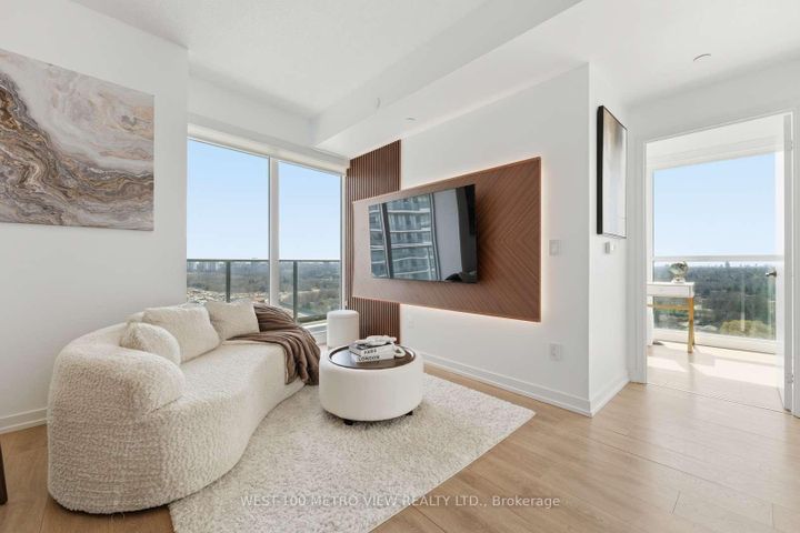Photo 3 at 2010 - 115 Mcmahon Drive, Bayview Village, Toronto