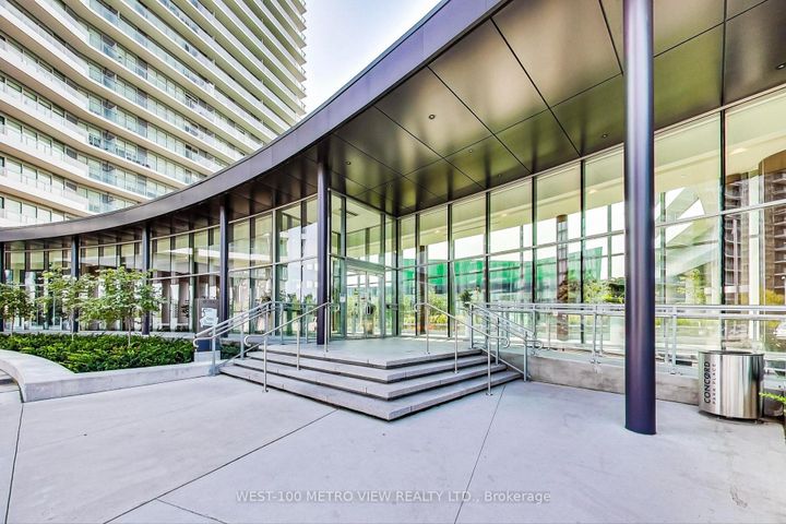 Photo 17 at 2010 - 115 Mcmahon Drive, Bayview Village, Toronto