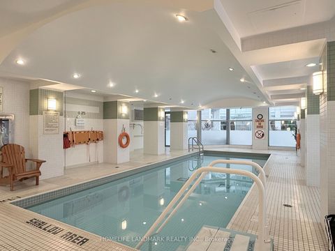 Photo 22 at 727 - 230 Queens Quay W, Waterfront Communities C1, Toronto