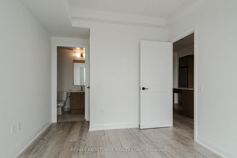 Photo 12 at 814 - 50 George Butchart Drive, CFB, Toronto