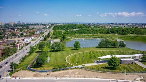 Photo 24 at 814 - 50 George Butchart Drive, CFB, Toronto