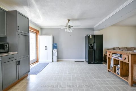 Photo 8 at 3039 Poplar Road, Rural Innisfil, Innisfil