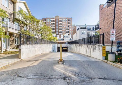 Photo 3 at 2073 - 3047 Finch Avenue W, Humbermede, Toronto