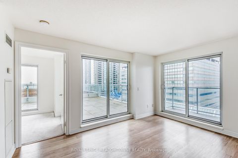 Photo 12 at 909 - 70 Town Centre Court, Bendale, Toronto