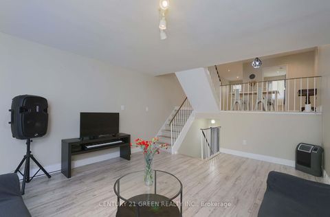 Photo 6 at 190 - 50 Scarborough Golf Club Road, Scarborough Village, Toronto