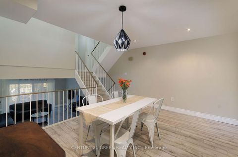 Photo 10 at 190 - 50 Scarborough Golf Club Road, Scarborough Village, Toronto