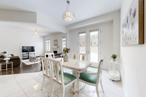 Photo 13 at 211 Touch Gold Crescent, Bayview Southeast, Aurora