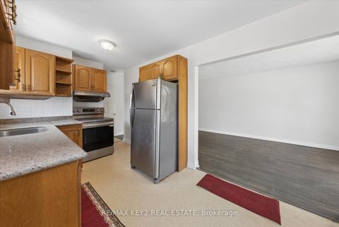 Photo 10 at 137 Newlands Avenue, Birchmount, Toronto