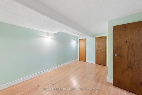 Photo 31 at 137 Newlands Avenue, Birchmount, Toronto
