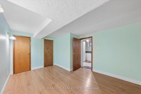 Photo 32 at 137 Newlands Avenue, Birchmount, Toronto