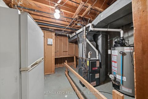 Photo 38 at 137 Newlands Avenue, Birchmount, Toronto