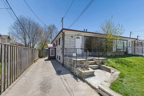 Photo 45 at 137 Newlands Avenue, Birchmount, Toronto