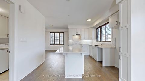 Photo 14 at 205 The Donway E, Don Mills, Toronto