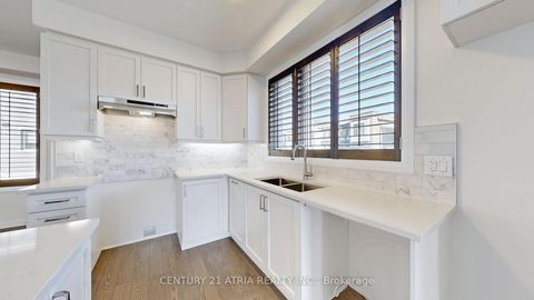 Photo 16 at 205 The Donway E, Don Mills, Toronto