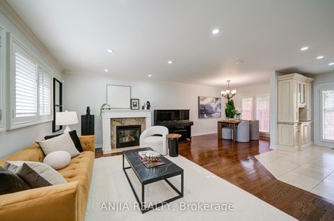 Photo 10 at 70 Briarwood Road, Unionville, Markham