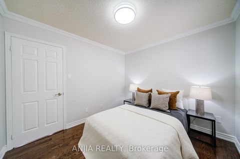 Photo 23 at 70 Briarwood Road, Unionville, Markham