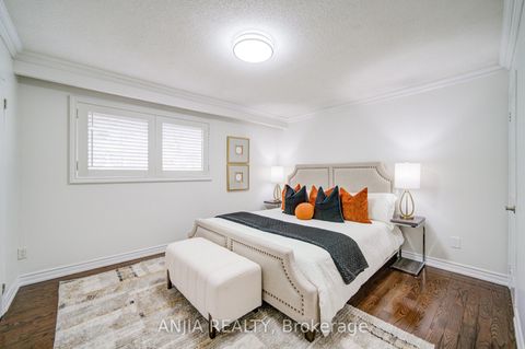 Photo 26 at 70 Briarwood Road, Unionville, Markham