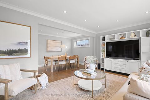 Photo 2 at 27 Cedarcrest Drive, Kingsway South, Toronto