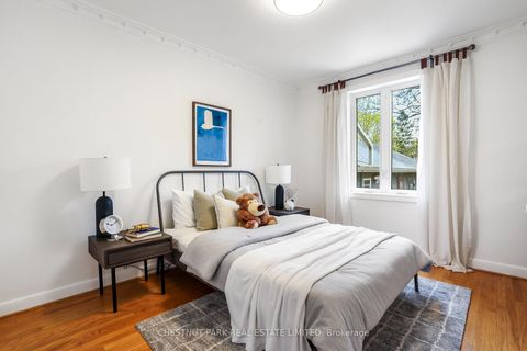 Photo 18 at 27 Cedarcrest Drive, Kingsway South, Toronto
