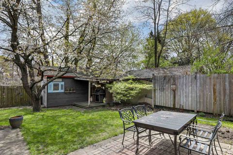 Photo 34 at 27 Cedarcrest Drive, Kingsway South, Toronto