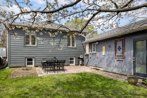 Photo 39 at 27 Cedarcrest Drive, Kingsway South, Toronto