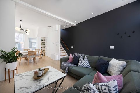 Photo 1 at 553 King Street E, Moss Park, Toronto