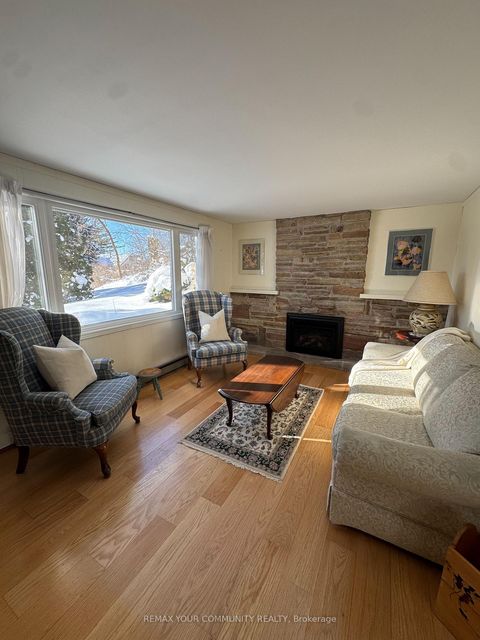 Photo 3 at 258 Lakeview Boulevard, Keswick South, Georgina