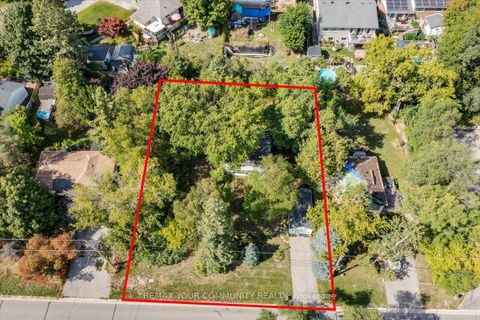 Photo 26 at 258 Lakeview Boulevard, Keswick South, Georgina