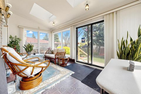 Photo 7 at 75 BETHANY LEIGH Drive, Agincourt North, Toronto