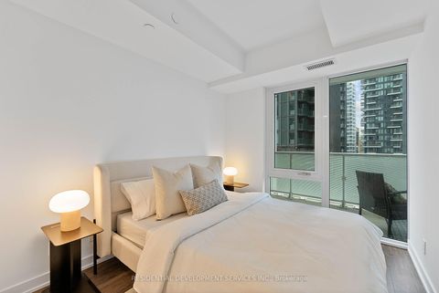 Photo 16 at 815 - 88 Queen Street, Yonge Corridor, Toronto