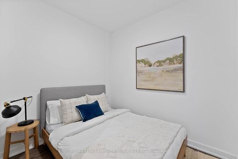Photo 19 at 815 - 88 Queen Street, Yonge Corridor, Toronto